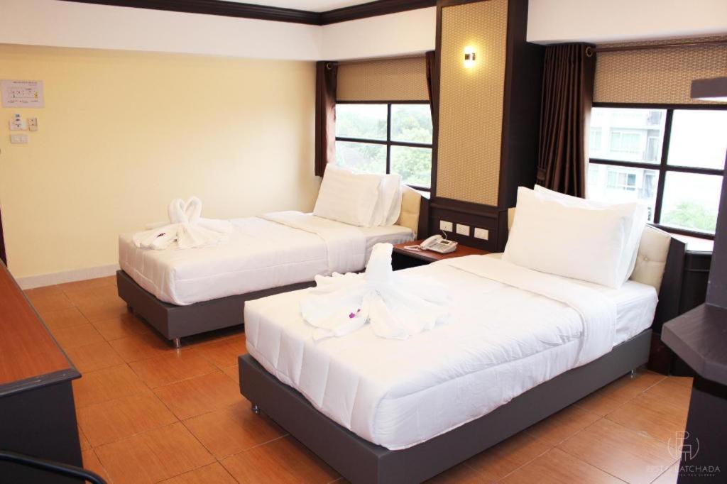 Rest@Ratchada Hotel Bangkok Luaran gambar