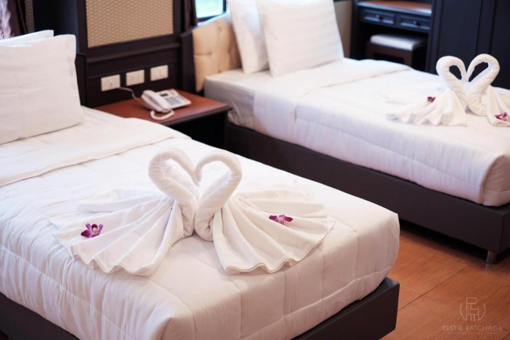 Rest@Ratchada Hotel Bangkok Luaran gambar
